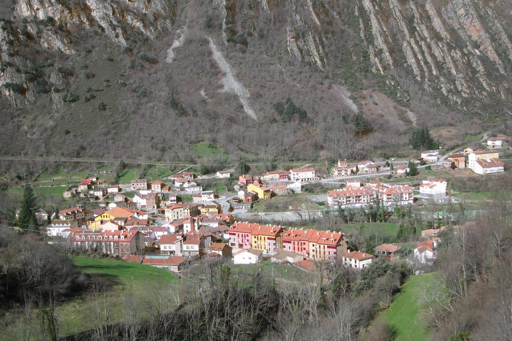 Hotel Castillo Del Alba Pola de Somiedo Exteriér fotografie